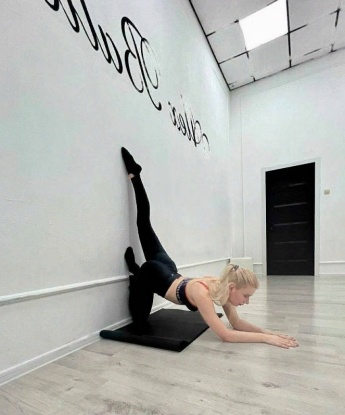 Анкета проститутки Юлия - Фото, г. Гончаровка, 23 года, №12581